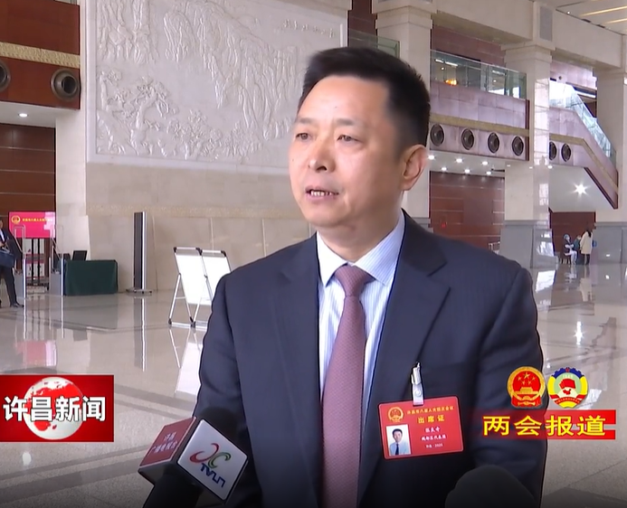 产业提质 向新而行 德通坚守产品领先型战略，在原创性、颠覆性技术创新方面实现系列重大突破，不断抢占新赛道，不断塑造新优势，不断拓展新空间，努力打造世界混凝土搅拌装备行业第一品牌，努力打造世界沥青路面再生行业技术领军企业！