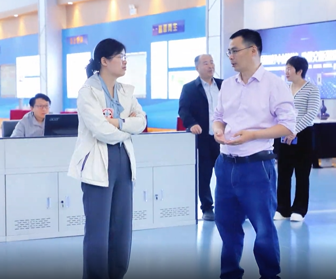 4月11日，国家工业信息安全发展研究中心产业促进所产业生态部主任吴月梅一行莅临万里交科智能制造产业园考察调研