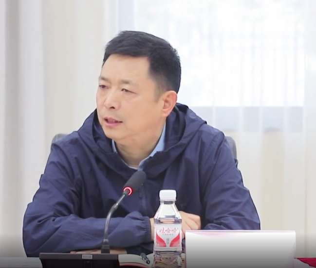 4月23日，万里交科集团2025年一季度经营工作总结与二季度工作计划会胜利召开，全面总结集团一季度营销工作成果，部署二季度经营目标及保障措施，强化跨板块协同，确保年度目标达成！